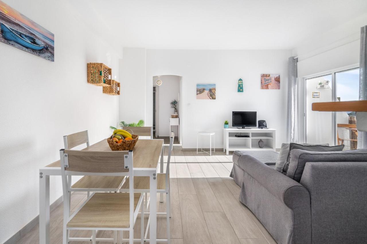 Apartamento Cor Do Mar: Seaside Retreat in Alvor Exterior photo