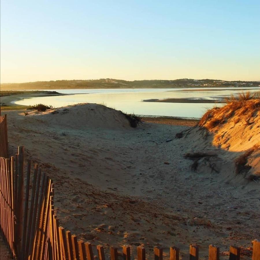 Apartamento Cor Do Mar: Seaside Retreat in Alvor Exterior photo